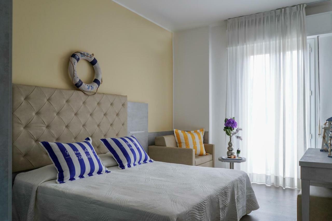 Hotel Vernel Rimini Exterior photo